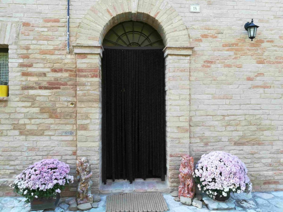 Agriturismo Campo Aperto Belvedere Ostrense Exteriör bild